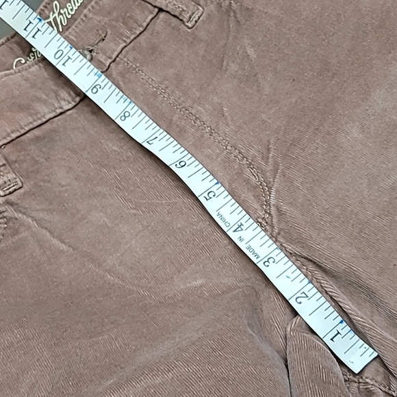 Universal Thread HighRise Skinny Woman Size 10 - Picture 7 of 8